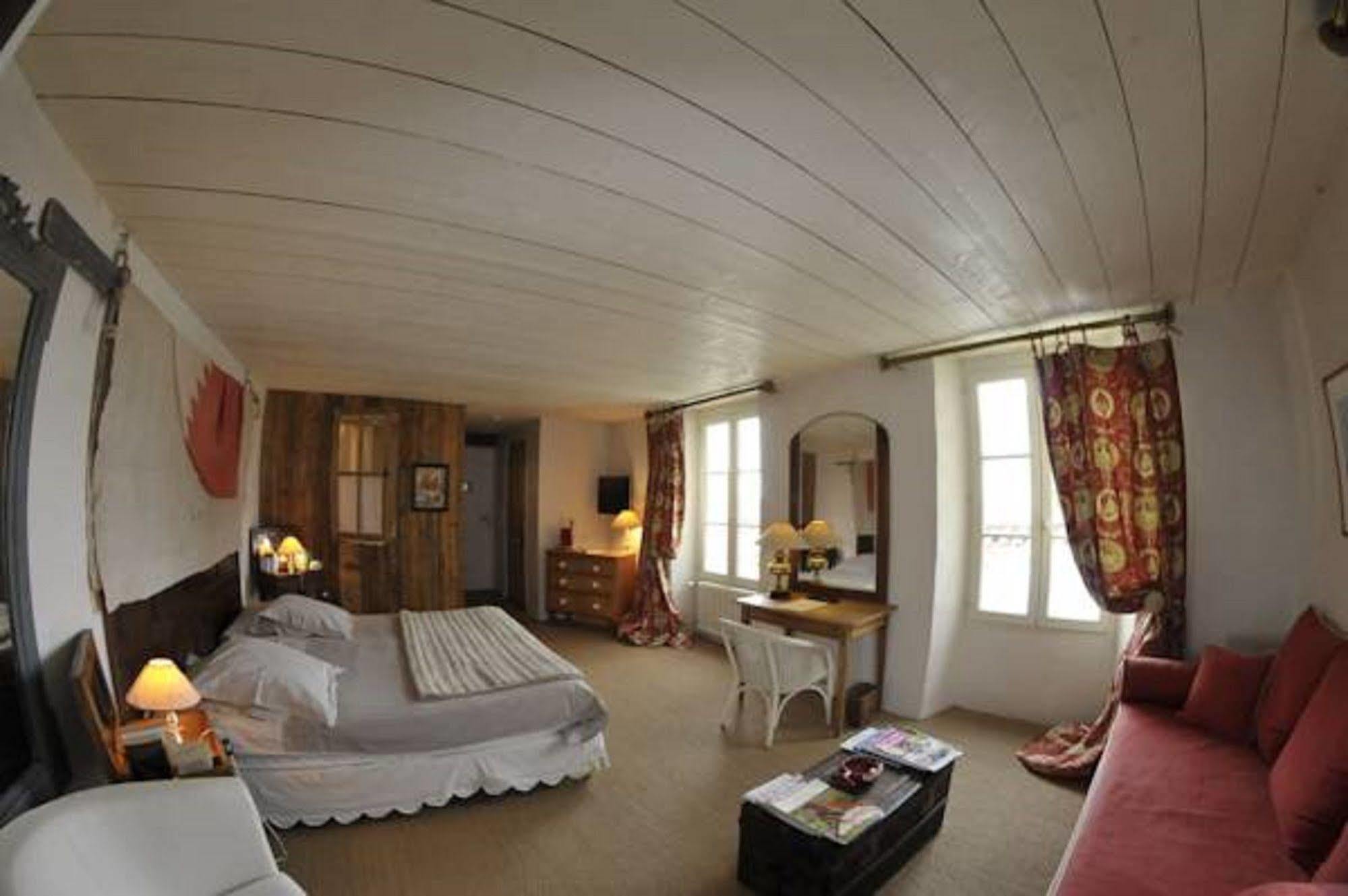 Le Corps De Garde Bed & Breakfast Saint-Martin-de-Ré Екстериор снимка